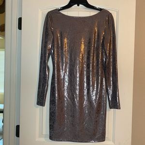 Gianni Bini Long Sleeve Metallic Dress Size Small